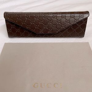 Authentic Gucci Glasses Leather Case with Lenz Wipe